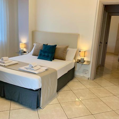 Tuanis Hotell Neapel Exteriör bild