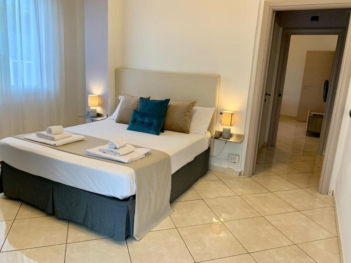Tuanis Hotell Neapel Exteriör bild