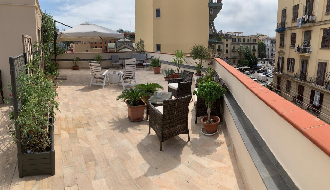 Tuanis Hotell Neapel Exteriör bild