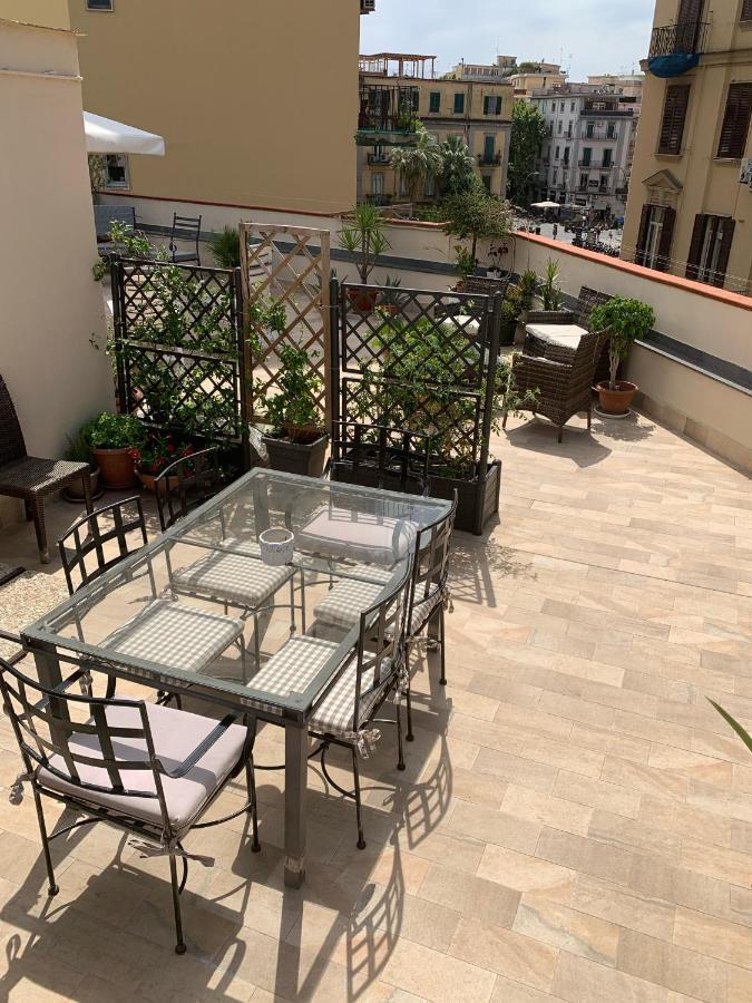 Tuanis Hotell Neapel Exteriör bild