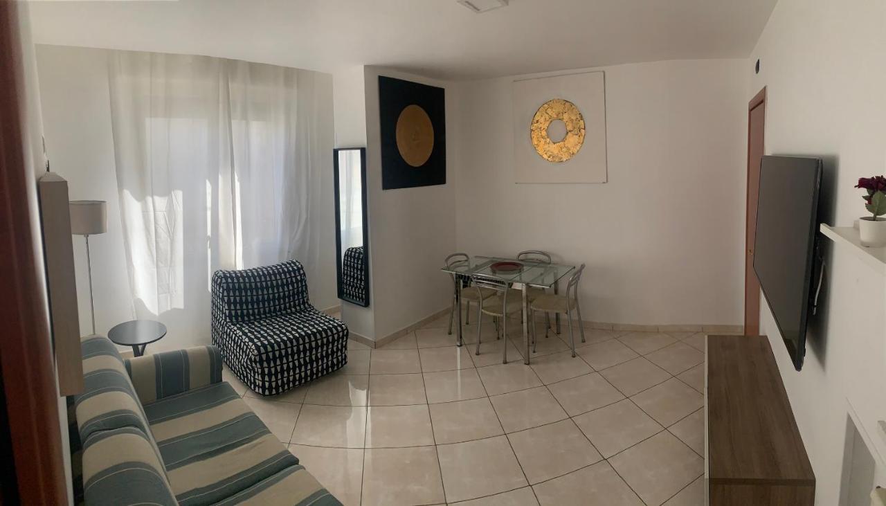 Tuanis Hotell Neapel Exteriör bild