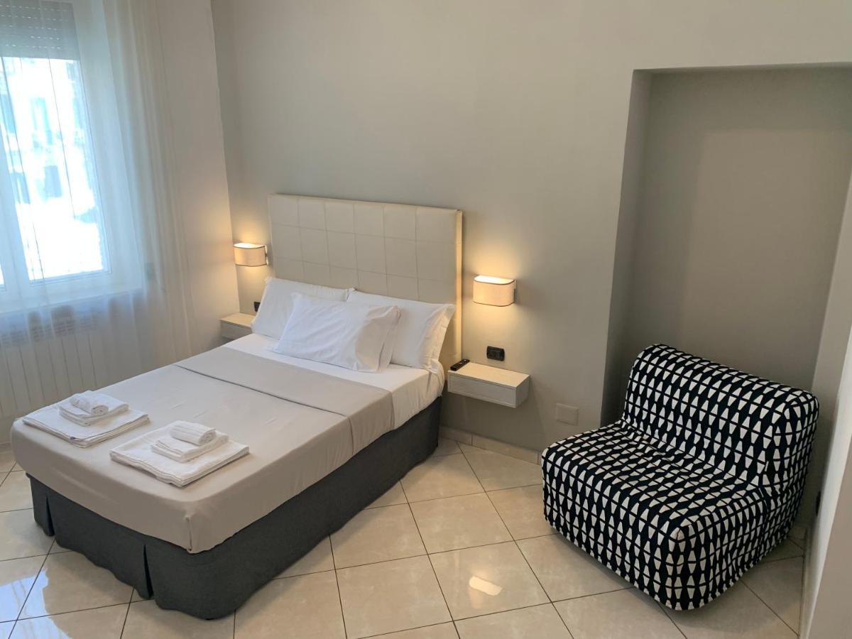 Tuanis Hotell Neapel Exteriör bild
