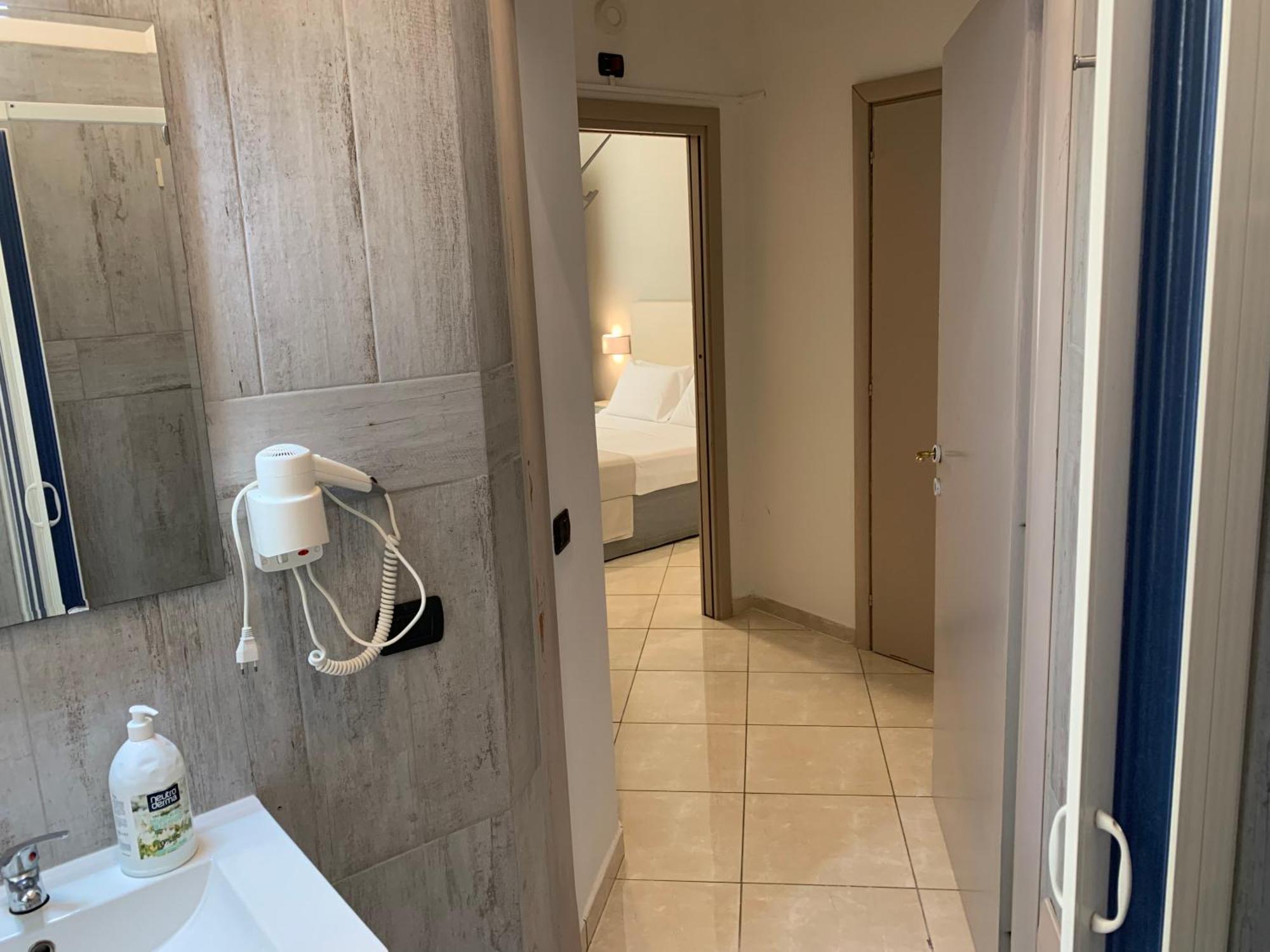 Tuanis Hotell Neapel Exteriör bild
